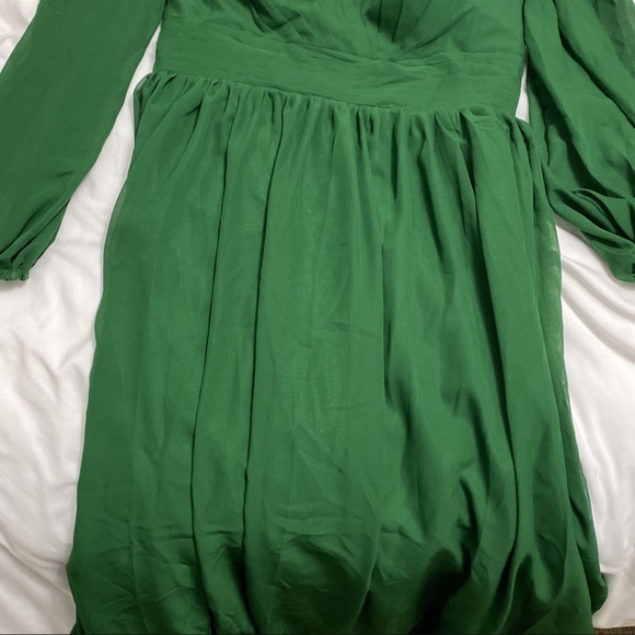 Formal Dress - Picture 2 of 3